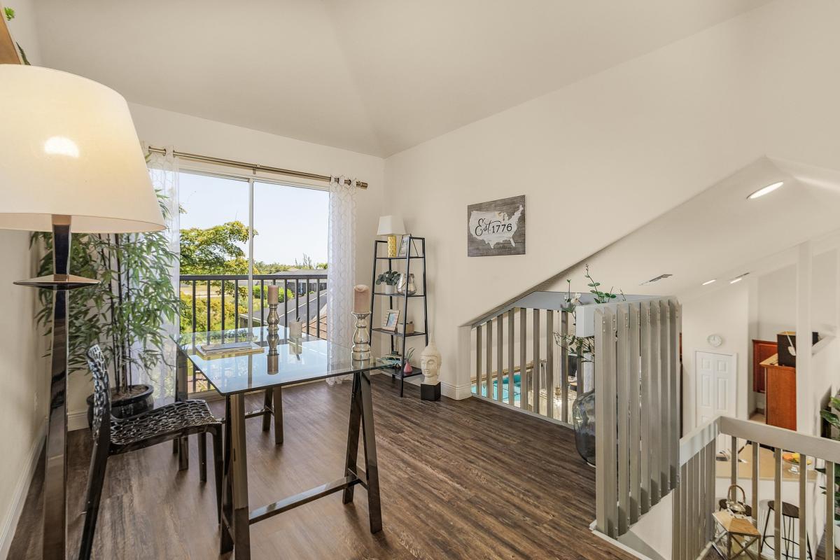 16-web-or-mls-0C6A4706