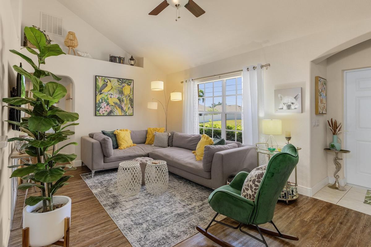 6-web-or-mls-0C6A4625